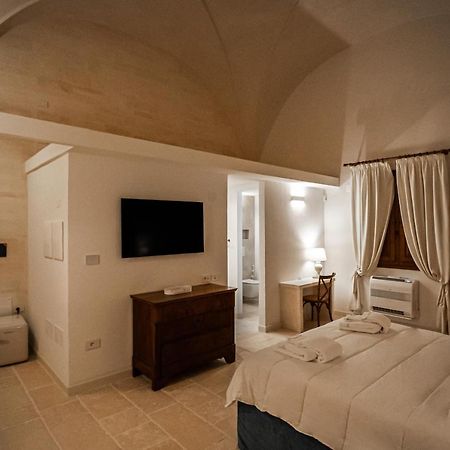 Masseria Torleanzi Wine Relais San Pietro Vernotico Exterior photo