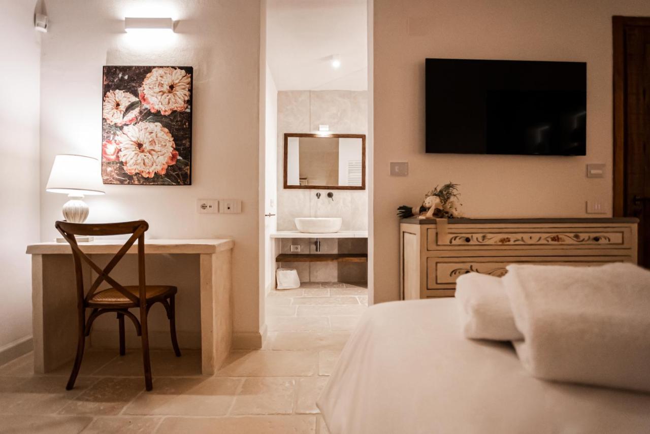 Masseria Torleanzi Wine Relais San Pietro Vernotico Exterior photo