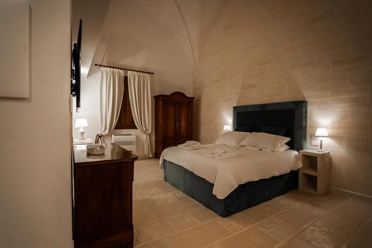 Masseria Torleanzi Wine Relais San Pietro Vernotico Exterior photo
