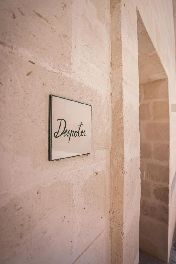 Masseria Torleanzi Wine Relais San Pietro Vernotico Exterior photo