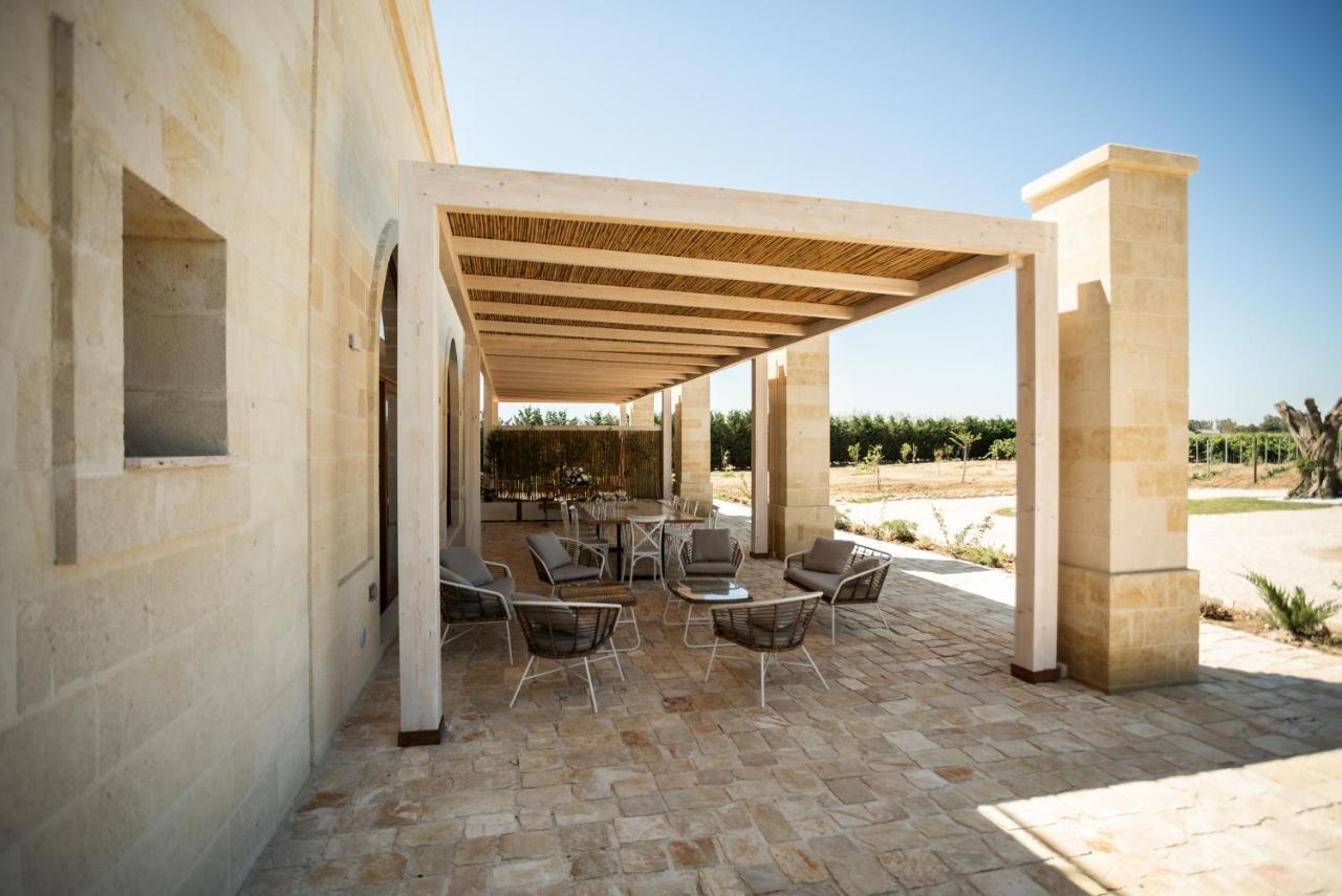 Masseria Torleanzi Wine Relais San Pietro Vernotico Exterior photo