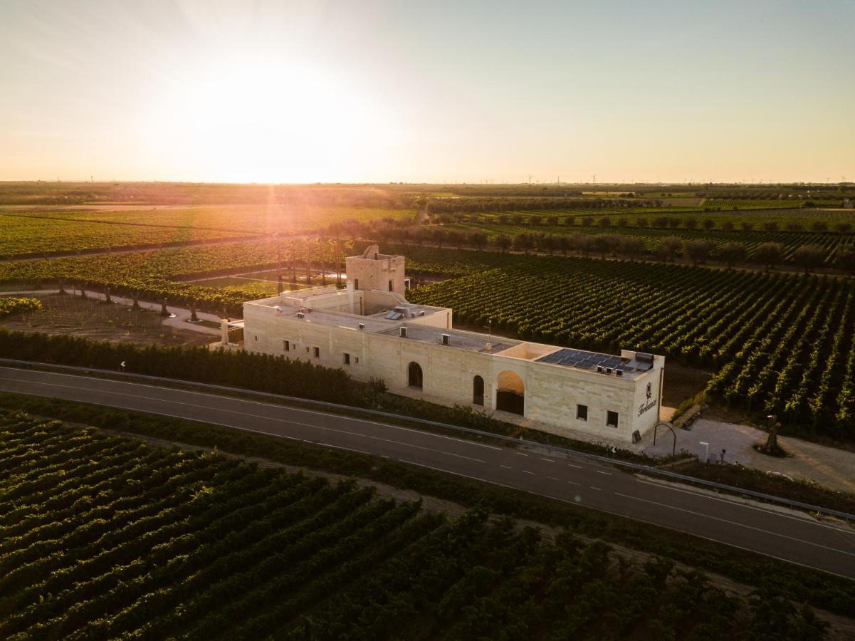 Masseria Torleanzi Wine Relais San Pietro Vernotico Exterior photo