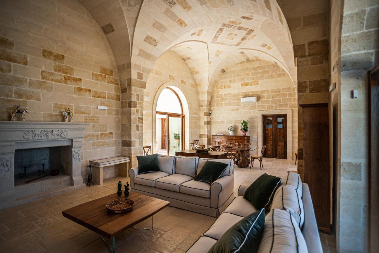 Masseria Torleanzi Wine Relais San Pietro Vernotico Exterior photo