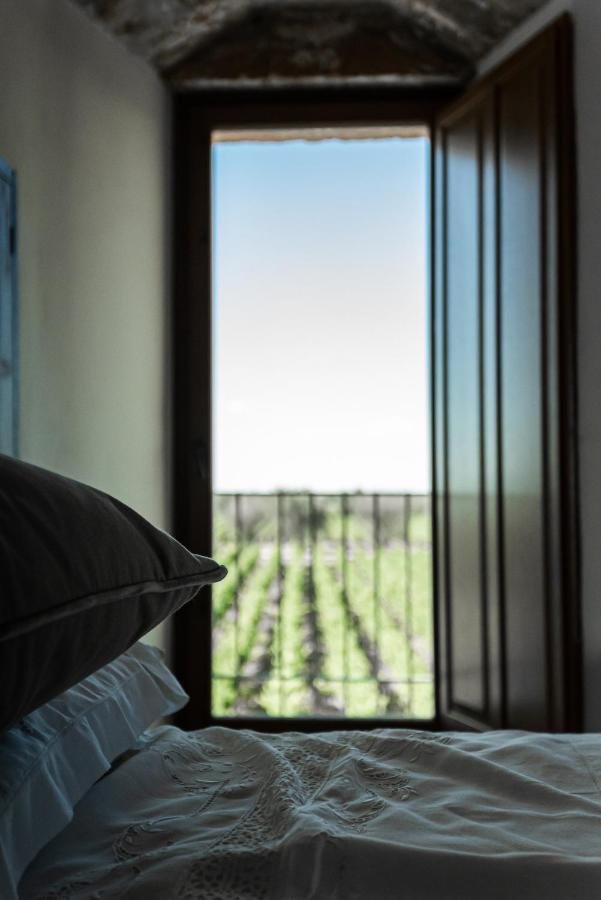 Masseria Torleanzi Wine Relais San Pietro Vernotico Exterior photo