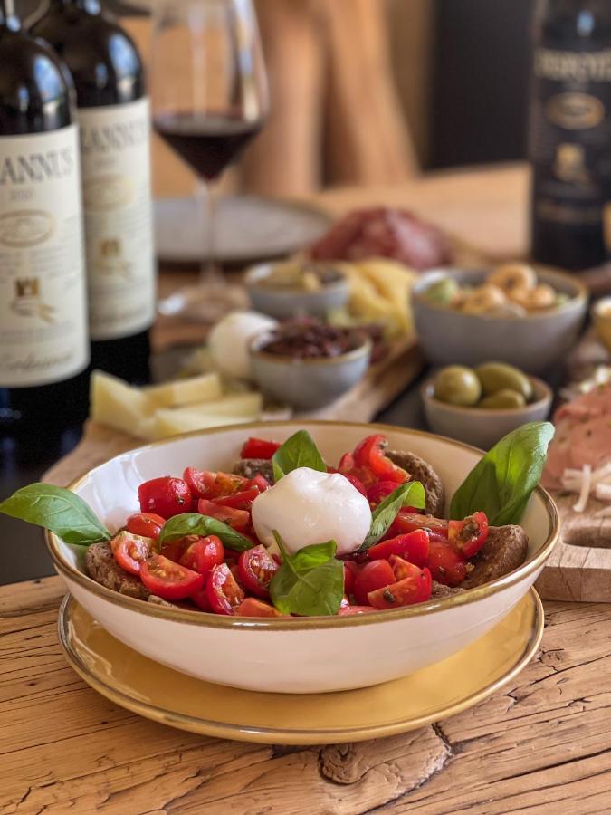 Masseria Torleanzi Wine Relais San Pietro Vernotico Exterior photo